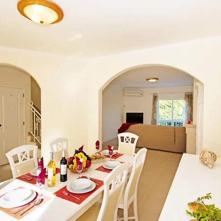 Townhouse Moreton Casa de Férias Portimão